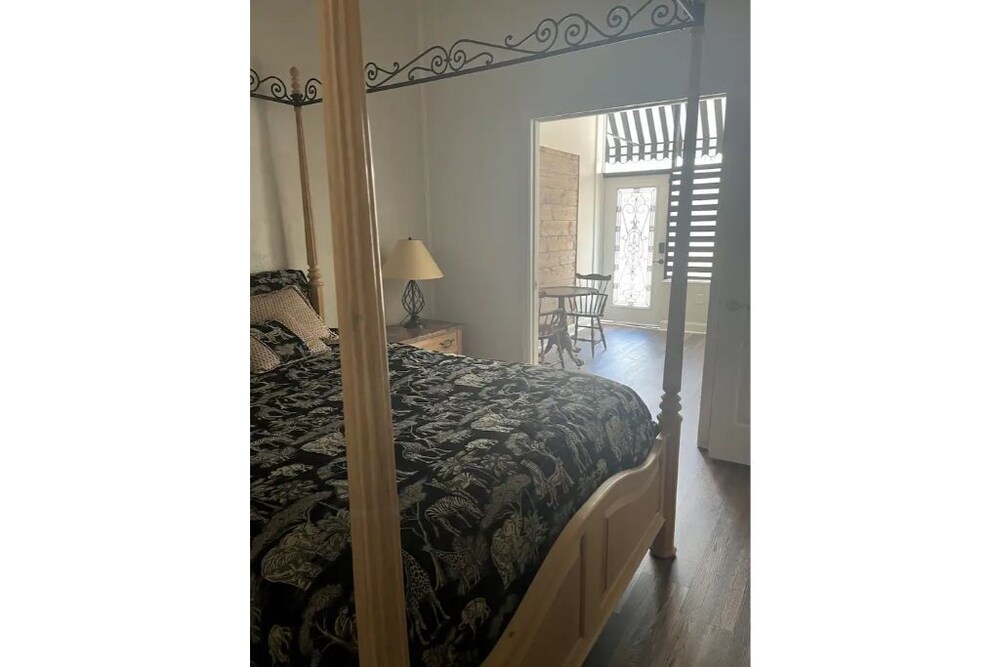 Studio 2 Stylish 1 bedroom studio apartment Tifton Vrbo