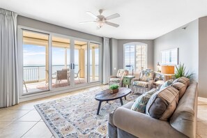 TV - Beach Colony Tower 12C- Indoor Pool - HASSLE-FREE CHECK OUT (Perdido Key)