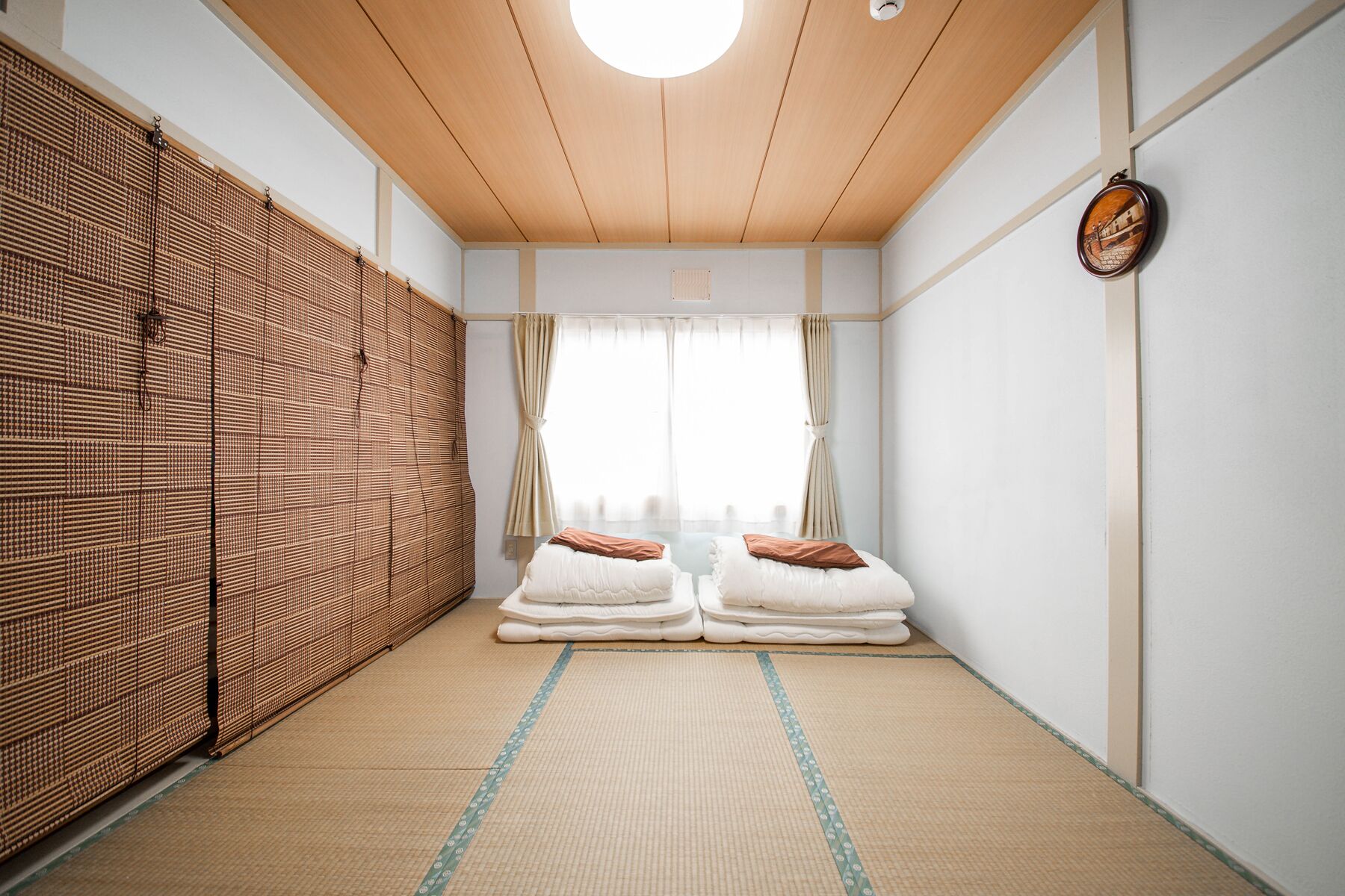 Appartement | 10 chambres, bureau, fer et planche à repasser, Wi-Fi gratuit