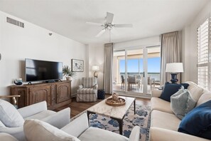 Smart TV - Beach Colony West 15D - Indoor Pool - HASSLE-FREE CHECK OUT (Perdido Key)