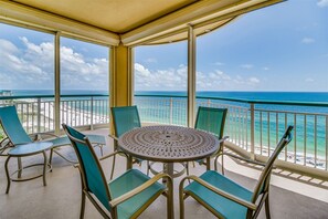 Outdoor dining - NEW LISTING! Beach Colony West 9B - Indoor Pool - HASSLE-FREE CHECK OUT (Perdido Key)