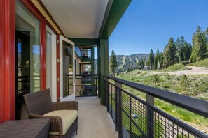 Property grounds - Ski In/Out Northstar Condo (Truckee)