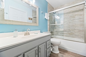 Hair dryer, towels - Grand Caribbean 201W - Condo 50 Yards from the Beach - NO HASSLE CHECK OUT (Pensacola)