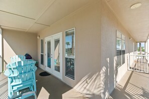 Terrace/patio - Grand Caribbean 201W - Condo 50 Yards from the Beach -  NO HASSLE CHECK OUT (Pensacola)