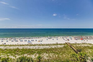 On the beach - NEW LISTING! GULF FRONT CONDO - NO HASSLE CHECK OUT (Pensacola)
