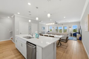 Interior - NEW LISTING! Lost Key Golf & Beach Club ~Kokomo - NO HASSLE CHECK OUT (Pensacola)