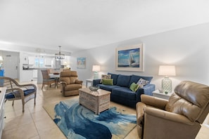 TV - Sandy Key 224 Second floor -Beachfront view -NO HASSLE CHECK OUT (Pensacola)