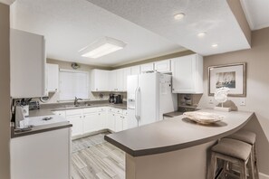 Fridge, microwave, oven, stovetop - Sandy Key 516 5th floor -Beachfront view -NO HASSLE CHECK OUT (Pensacola)