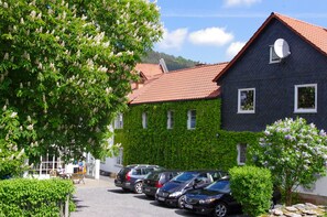 Exterior - Landhotel Kains Hof (Uhlstadt - Kirchhasel)