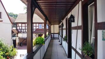 Classic Single Room | Terrace/patio