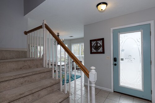 Charming Townhouse - great walkable area 5 min from Downtown