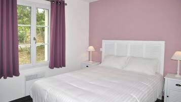 2 Schlafzimmer, Bügeleisen/Bügelbrett, kostenloses WLAN