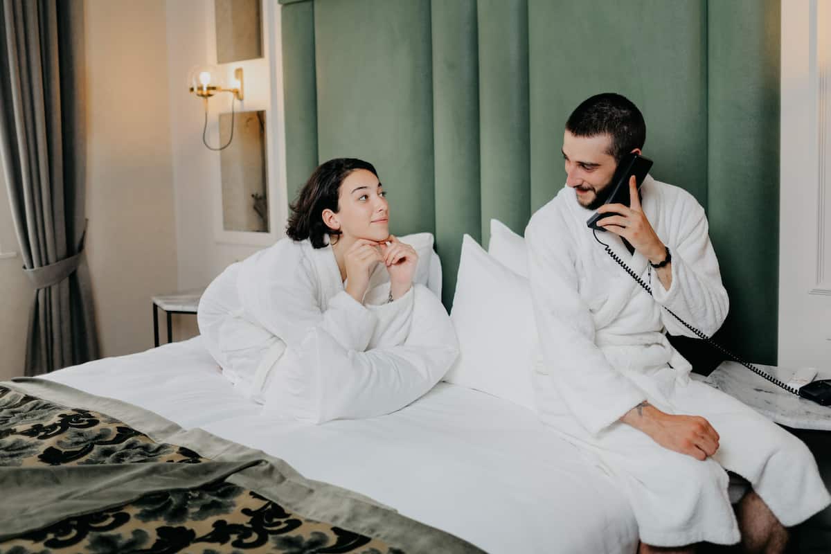 디럭스 더블룸 또는 트윈룸 | 이탈리아 프레떼 시트, 고급 침구, 메모리폼 침대, 미니바