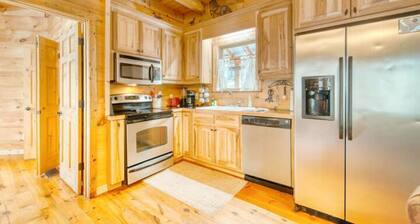 Tranquil Cabin in Appalachian Mountains - Dog Friendly