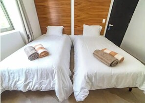 3 bedrooms, iron/ironing board, travel cot, free WiFi