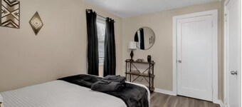 Spacious Unit Sleeps 9 + Game Room! 15 Mins from New Bills Stadium