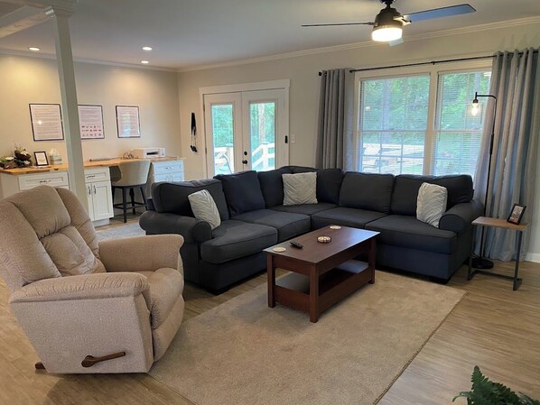 Smart-TV, Kamin, Videospiele, Drucker