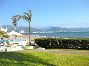 On the beach, sun-loungers, beach towels - Luxury Beachfront Villa (Puerto Vallarta)