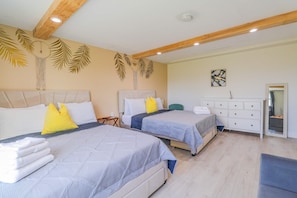 1 chambre, bureau, fer et planche à repasser, Wi-Fi