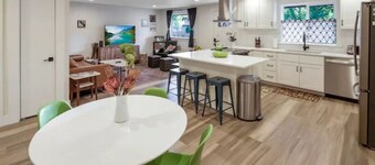 SE Boise Retreat • Bown Crossing • Garage • River