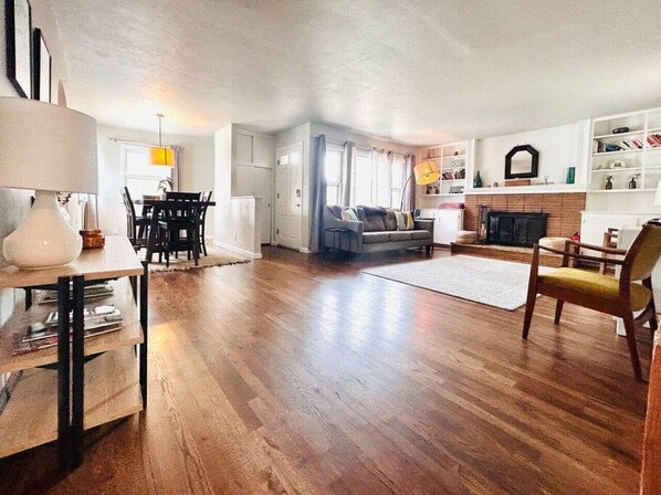 Smart TV, fireplace, video games, books