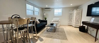 Modern Downstairs North End Bungalow in Hyde Park