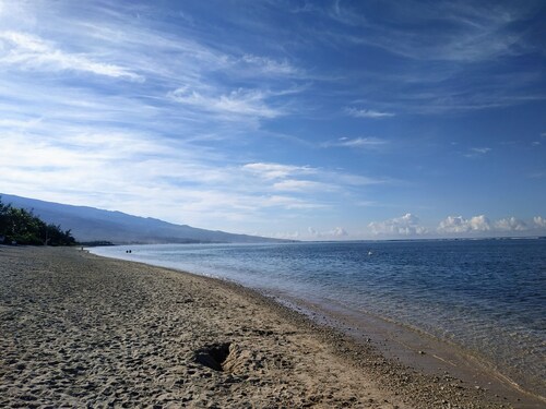 Appartement avec terrasse spacieuse au village pêcheur de l'Ermitage