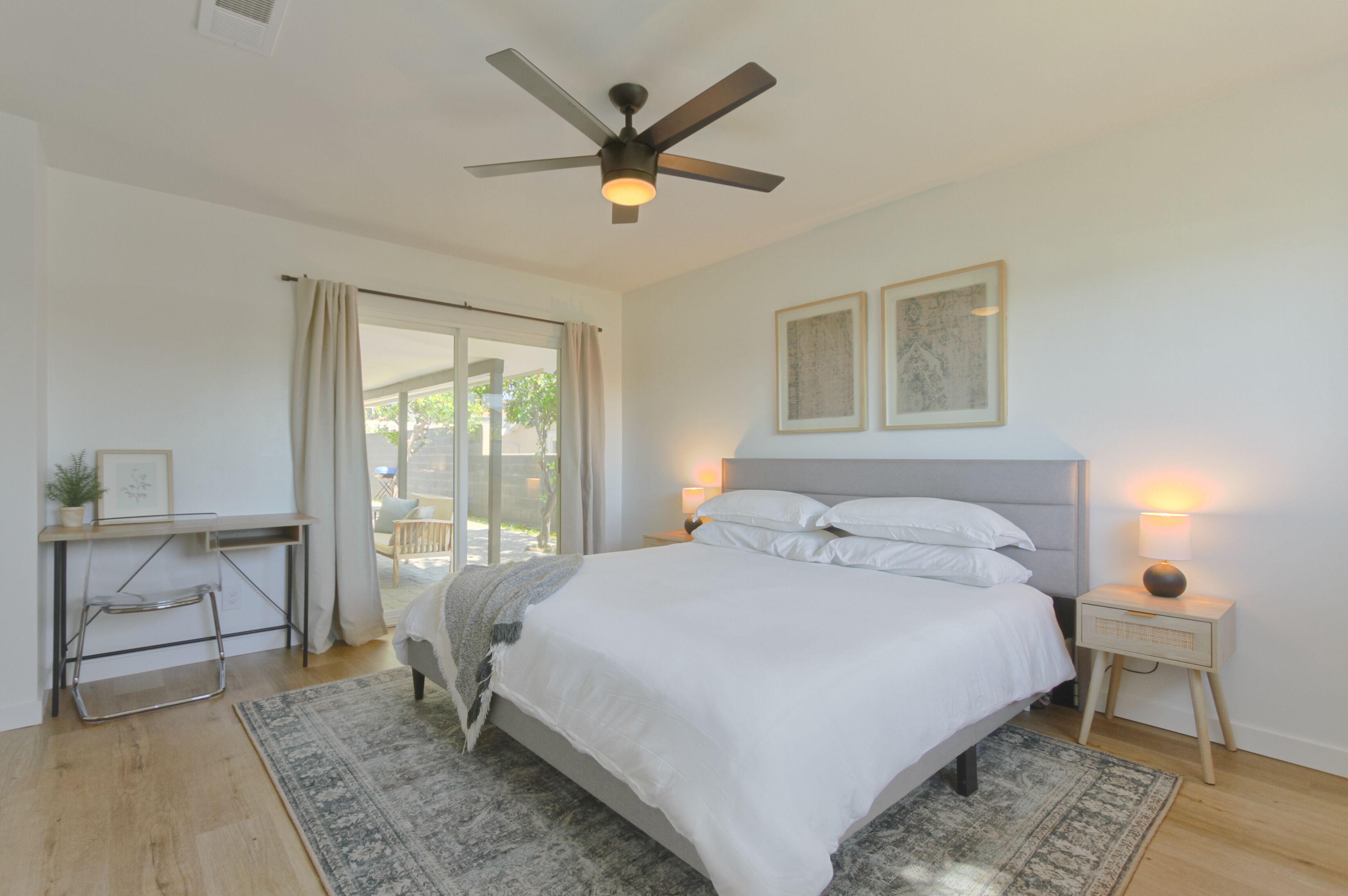 4 bedrooms, desk, iron/ironing board, travel cot