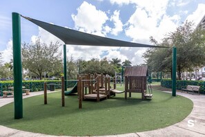 Children's area - Doral 2BD Condo with Skyline Views and Fitness Center (Doral)