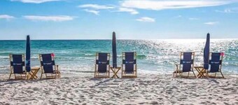 Luxurious Large Studio overlooking 30A nestled b/w Rosemary and Alys Beach