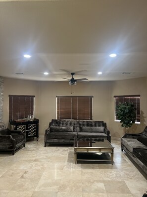 Smart TV, fireplace, video games, DVD player