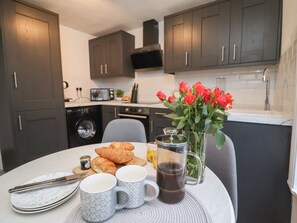 Dining - Monteva (Whitby)