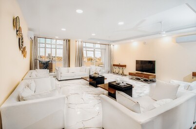 Business Bay Serviced Apartment