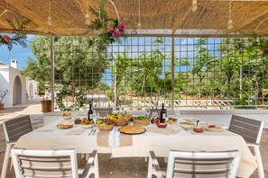 House | Terrace/patio