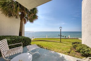Terrace/patio - Sea Side condo with waterfront Sunset Views. Walkable to everything! (Clearwater)