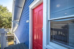 Exterior detail - Relaxing Loft Apartment at Liberty Park (Jacksonville)