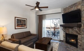 Smart TV, fireplace, ping pong - 5-star Luxury Full Size 1-bedoom Condo on Mountain! (Park City)