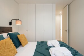 3 habitaciones, tabla de planchar con plancha y wifi gratis 