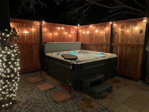 Baignoire à remous extérieure