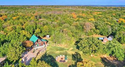 Private Ranch w/hot tub, gameroom near Lake Texoma