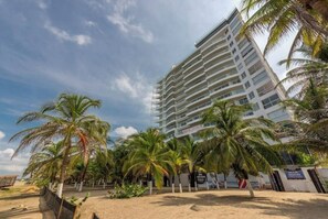 Exterior - Beautiful and Modern Apartment with Sea View (La Boquilla)