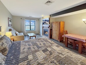 Iron/ironing board, free WiFi, bed sheets, wheelchair access