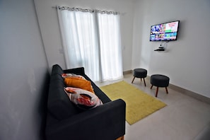 Apartamento 102, 2 quartos | Living area - MORADA PINHEIRO (Bombinhas)
