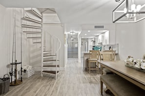 Living area - Executive Bay Club (Islamorada)