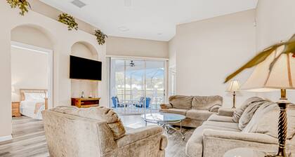 Vibrant modern home with private pool, spa, lanai & expansive game room