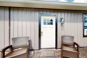 Exterior detail - Charming retreat with private hot tub, fireplace, & furnished patio (Branchport)