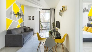 Unclassified image, 2 of 77, button - J-Tower Apartments (Jerusalem)