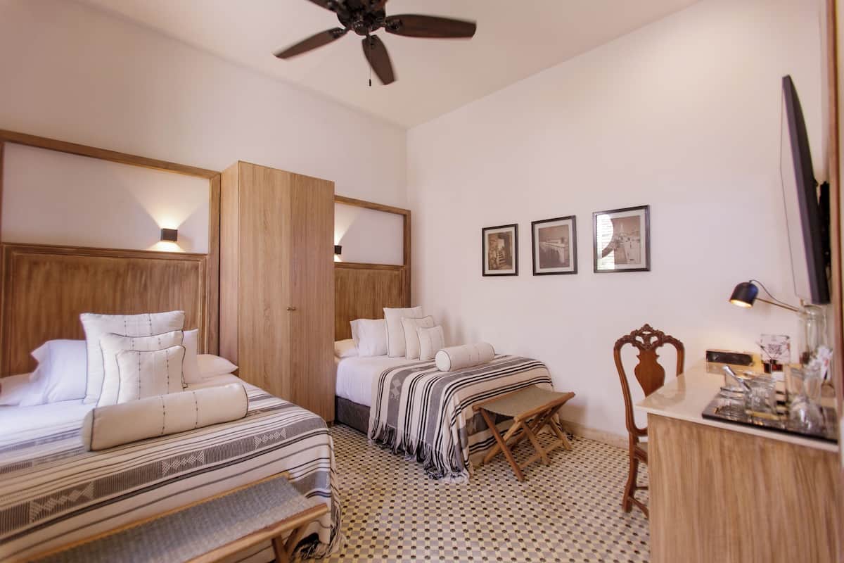Deluxe Quadruple Room