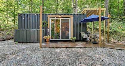Tiny Home w/ Hot Tub & Mini Highland Cows!