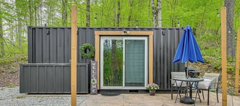 Tiny Home w/ Hot Tub & Mini Highland Cows!